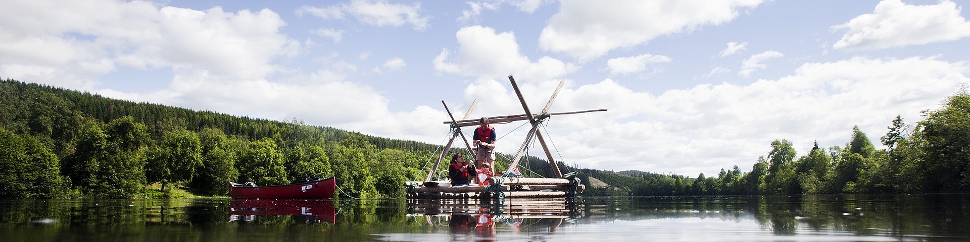 TØMMERFLÅDE RAFTING I VÄRMLAND
